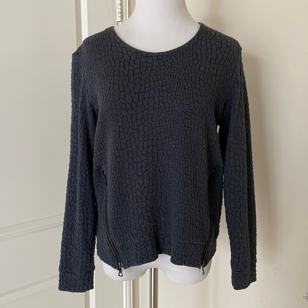 Generation Love Gray Textured Zipper Top M Medium